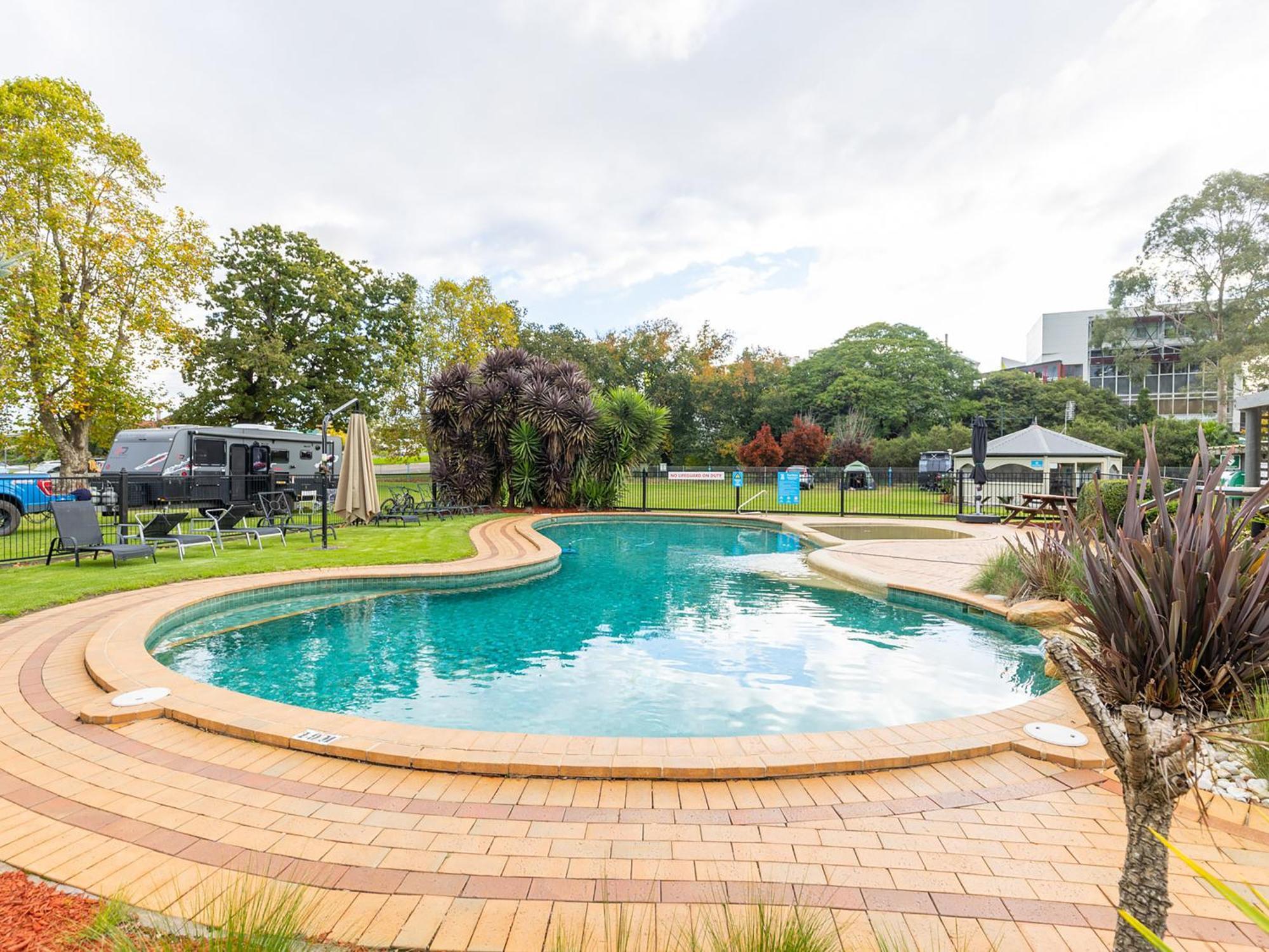 Nrma Bairnsdale Riverside Holiday Park Zewnętrze zdjęcie