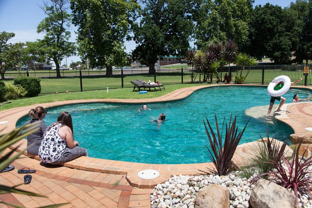 Nrma Bairnsdale Riverside Holiday Park Zewnętrze zdjęcie